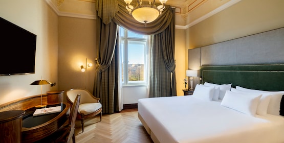 NH Collection Prague Carlo IV